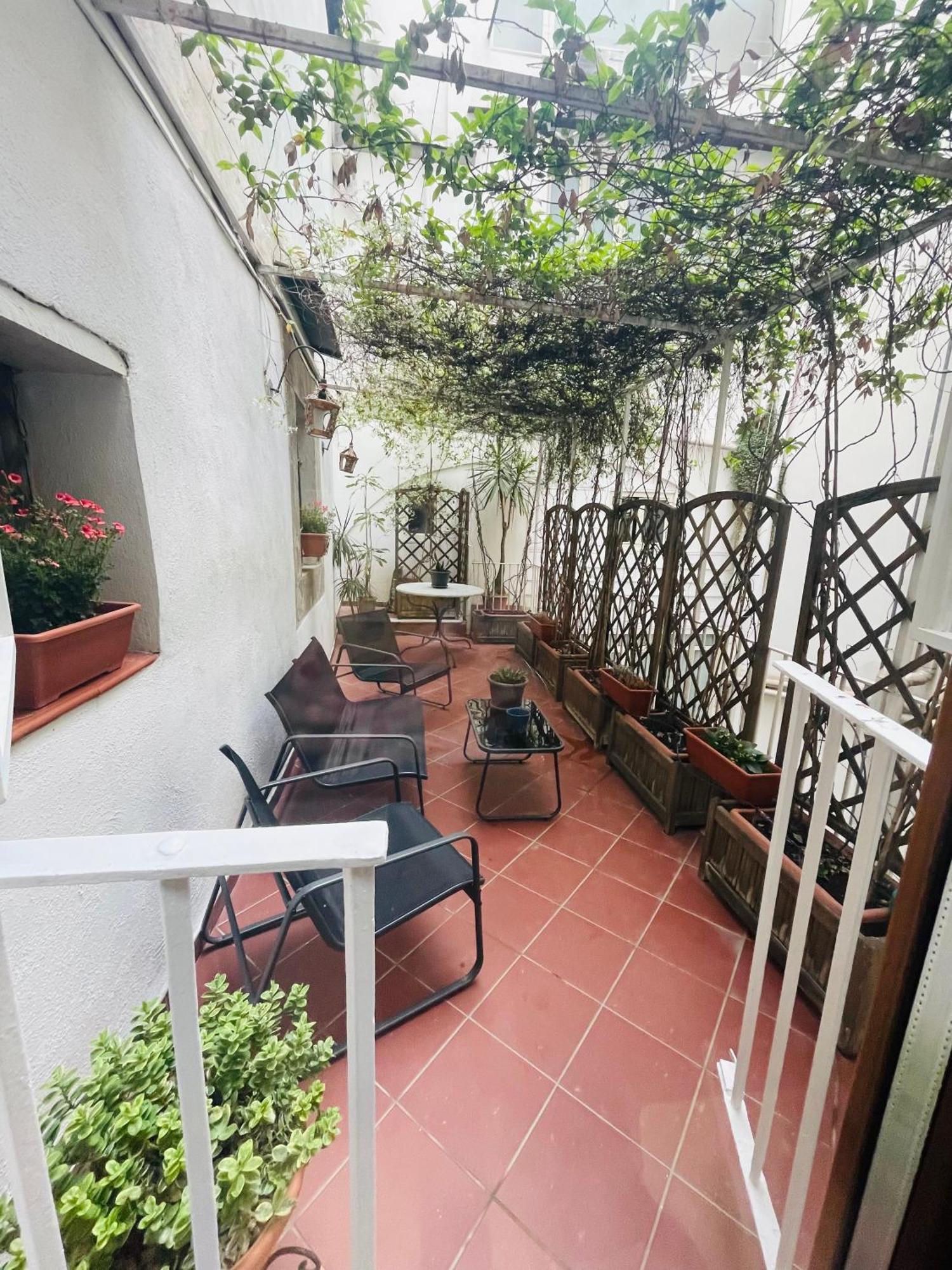 Re Gallo Luxury Apartment Plebiscito In Via Chiaia Наполи Екстериор снимка